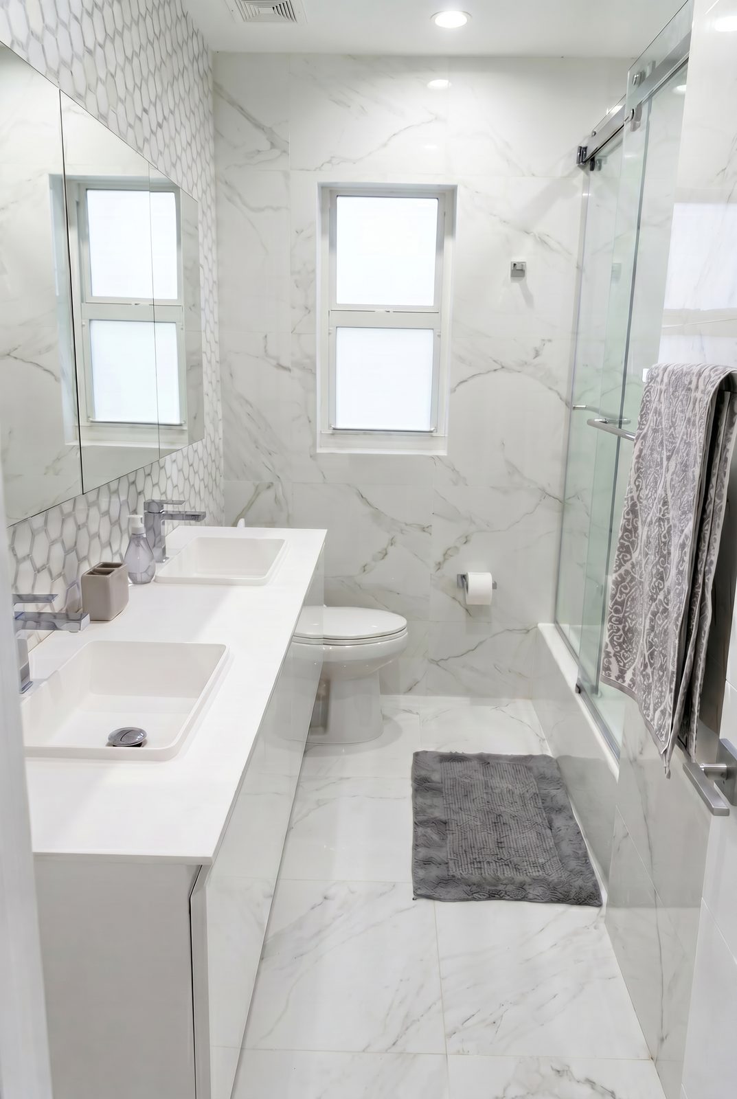 Marble Double-Sink Bath