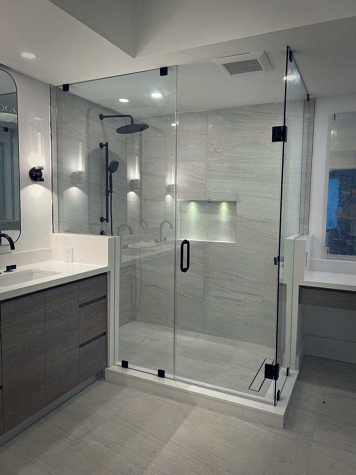 Master Bath, Quartz